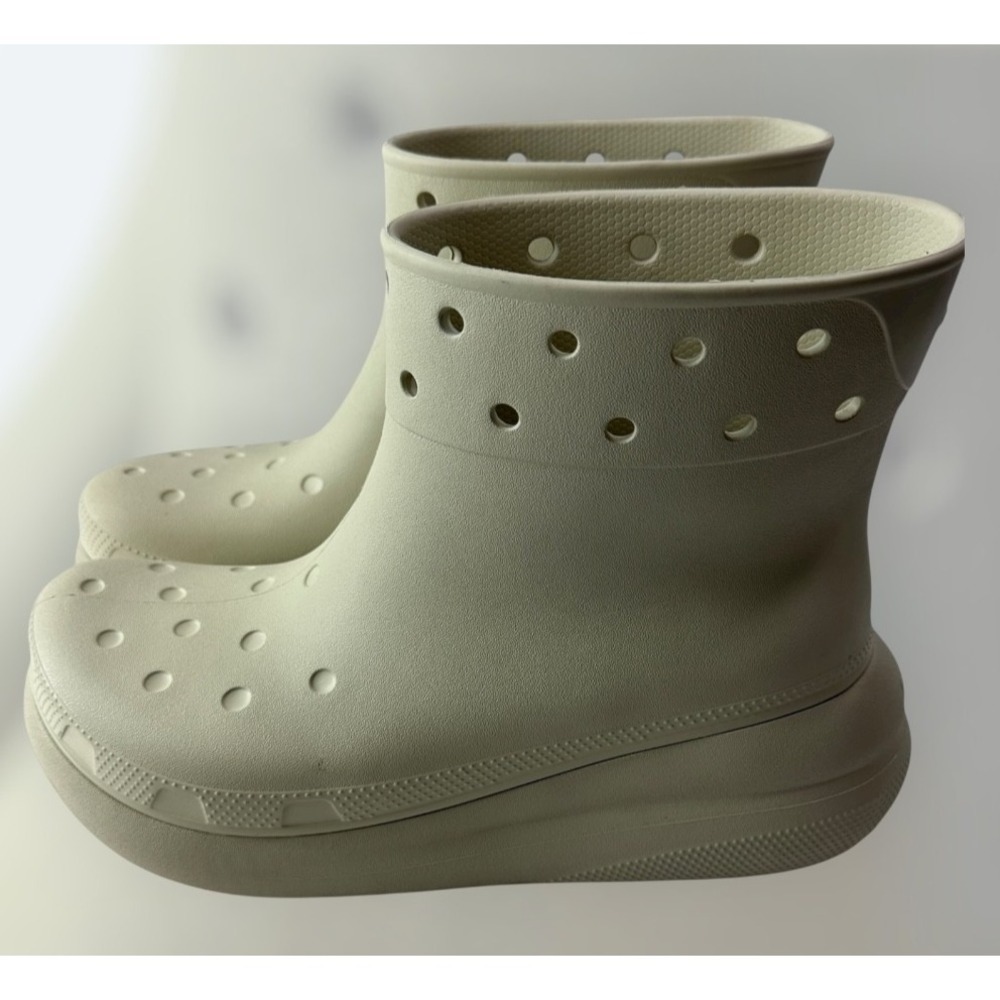 CROCS Classic Crush Rain Boots BONE Cream Mens Size 11 Waterproof Platform Shoes - Picture 3 of 13